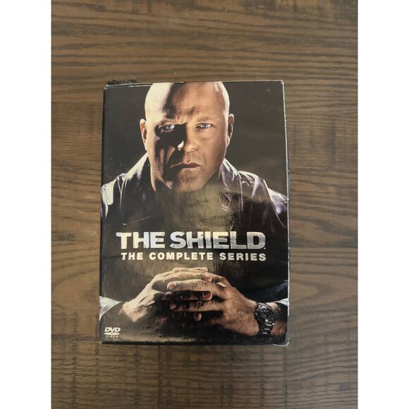 The Shield – Complete Series DVD Set - great condition - Picture 1 of 10